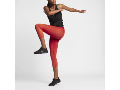 Nike Zonal Strength Women's Printed High-Rise Training Capris ...